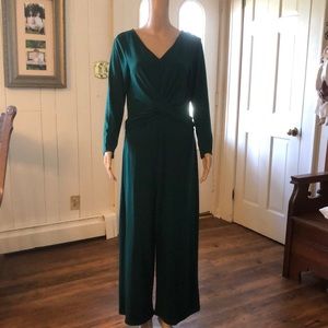 Old Navy hunter green jumpsuit MP
